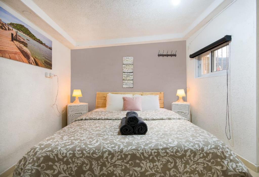 Amazing Garden Apartment In Haifa Bagian luar foto
